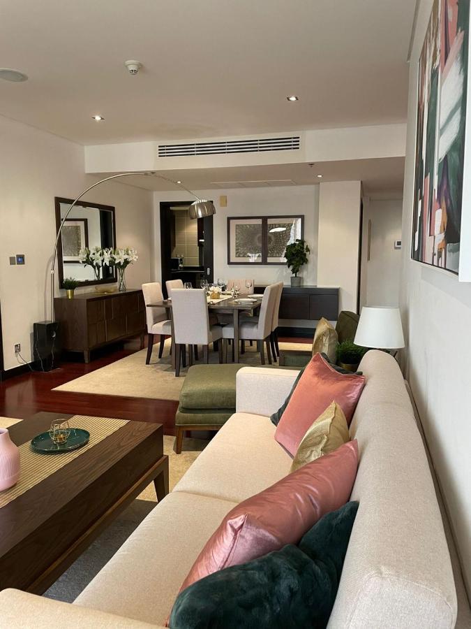 Luxurious 2 Bedroom Apartment In Anantara Hotel And Residences Dubaj Kültér fotó