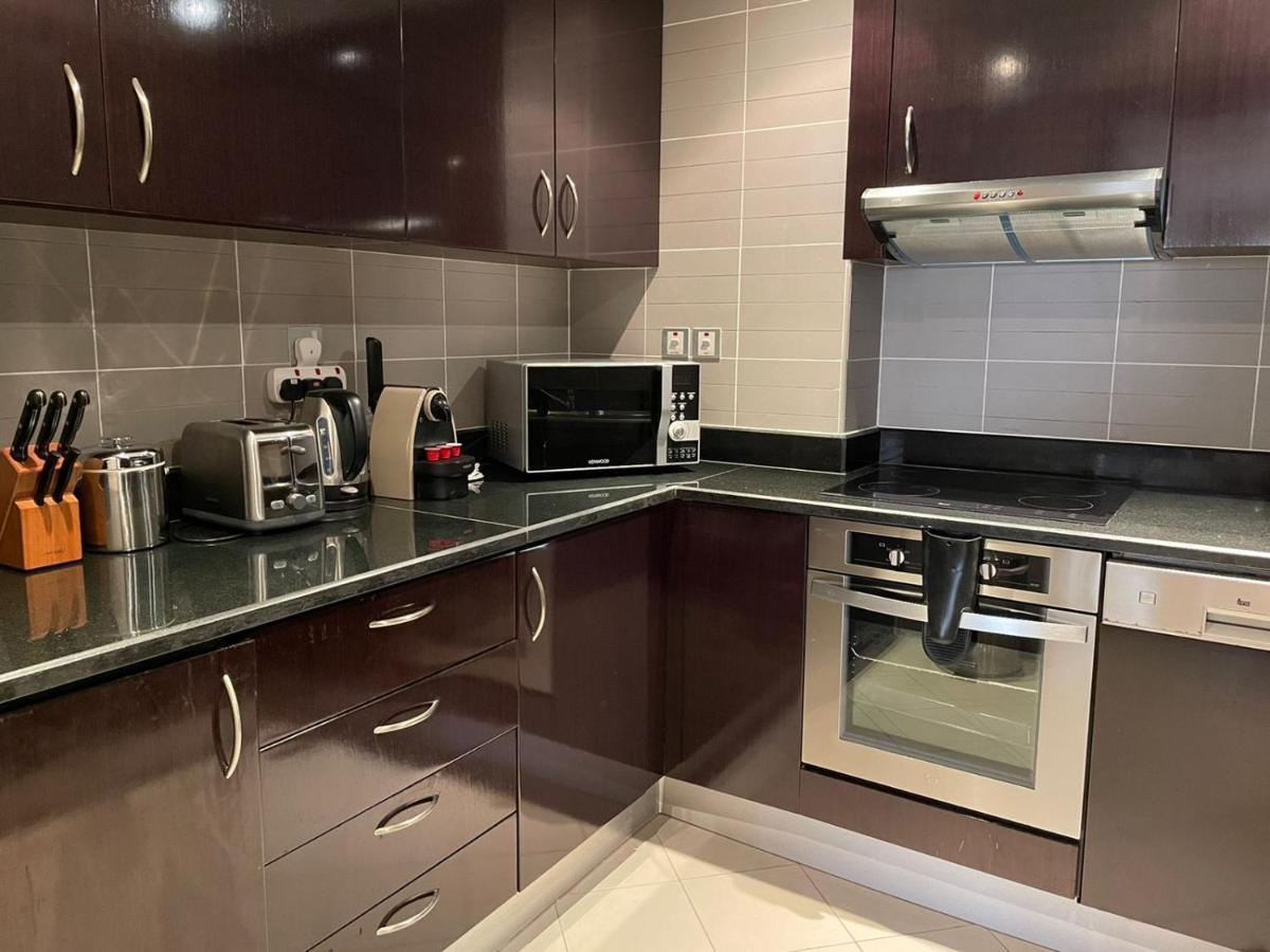 Luxurious 2 Bedroom Apartment In Anantara Hotel And Residences Dubaj Kültér fotó